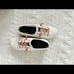 Sperry shoes